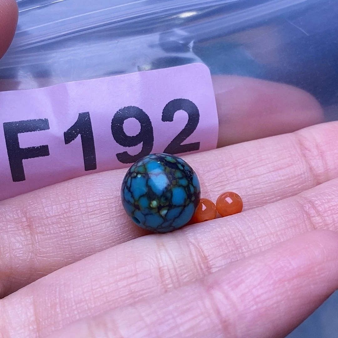 未镶嵌南红玛瑙珠宝奇石