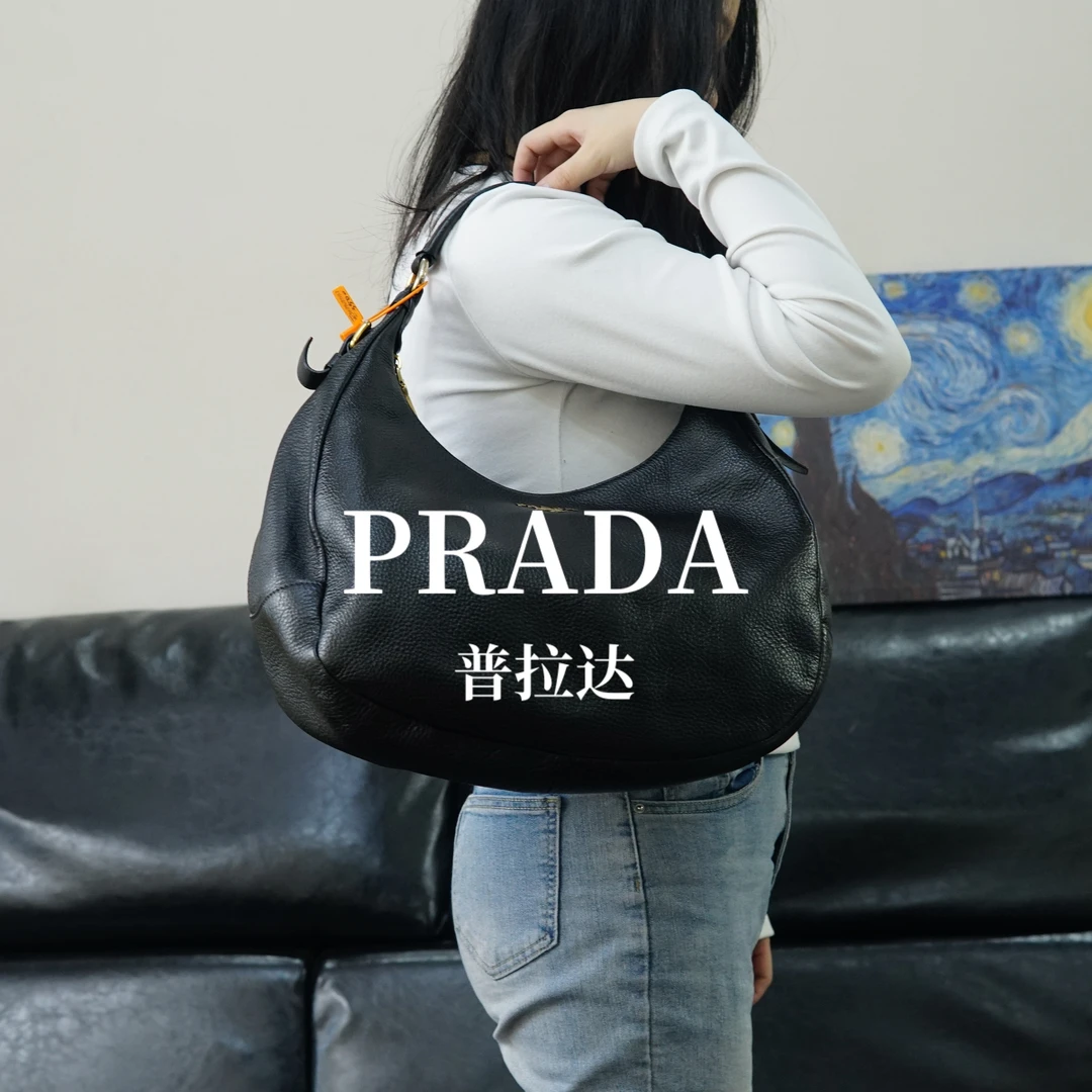 95新 Prada/普拉达 黑色单肩包/WJ02821531/1531