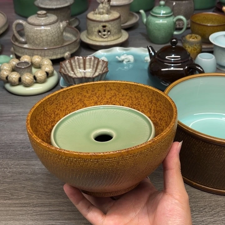 黄灿 拙朴 海泡壶承