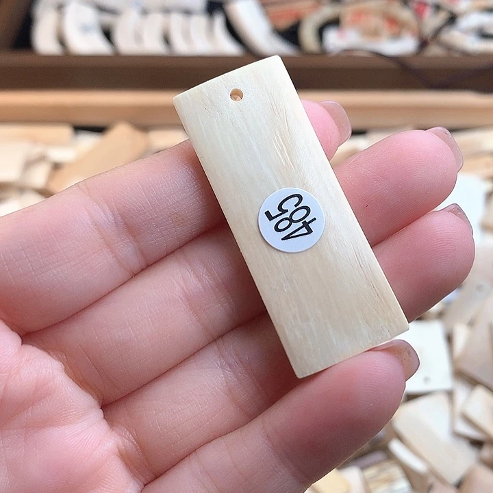 泥塑不打孔联系客服