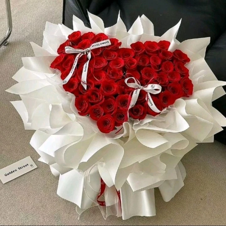 【你是我余生的欢喜】52朵红玫瑰花束心形鲜花送老婆女友爱人