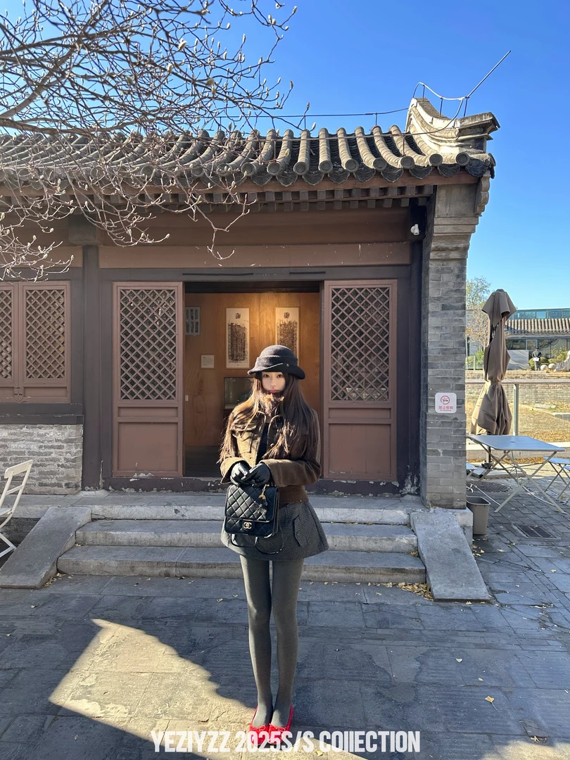 叶子 YEZIYZZ复古加厚翻领外套女装冬季单排扣保暖上衣短款秋冬