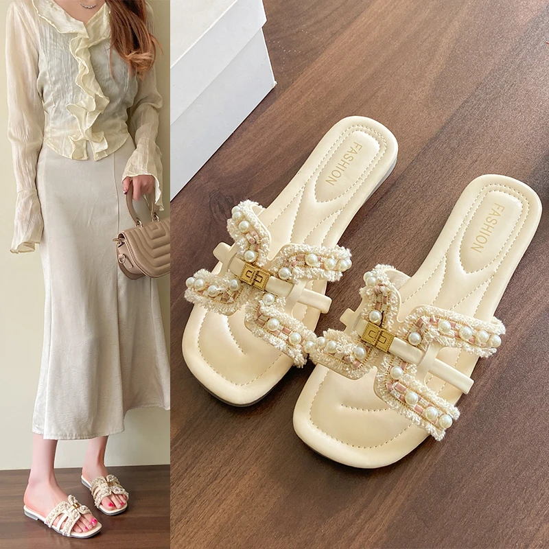 网红法式小香风珍珠拖鞋女夏2025新款外穿平底一字拖度假凉拖