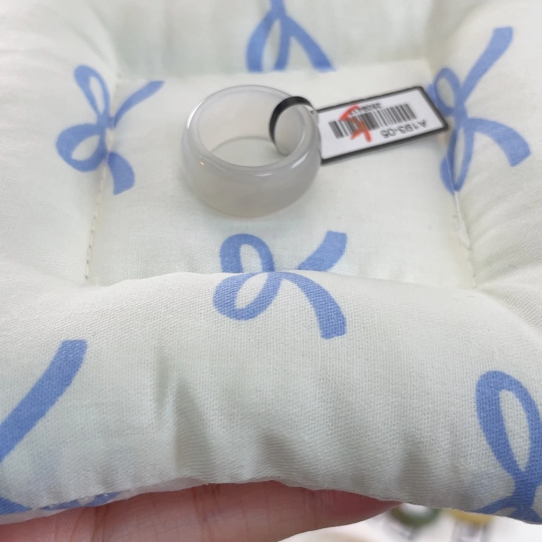 和田玉未镶嵌戒指c2。浅紫轮胎。16.5。不退换