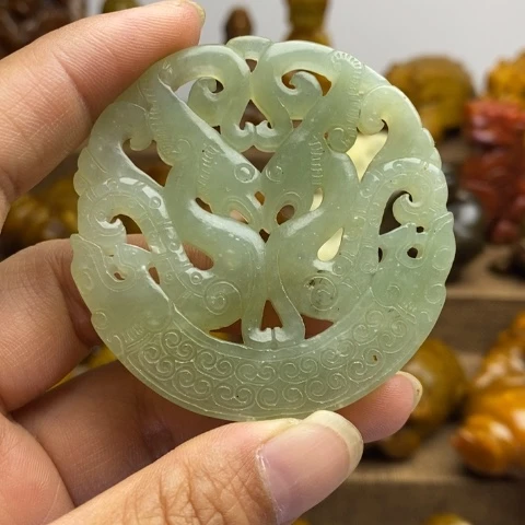 蛇纹石玉未镶嵌颈饰92