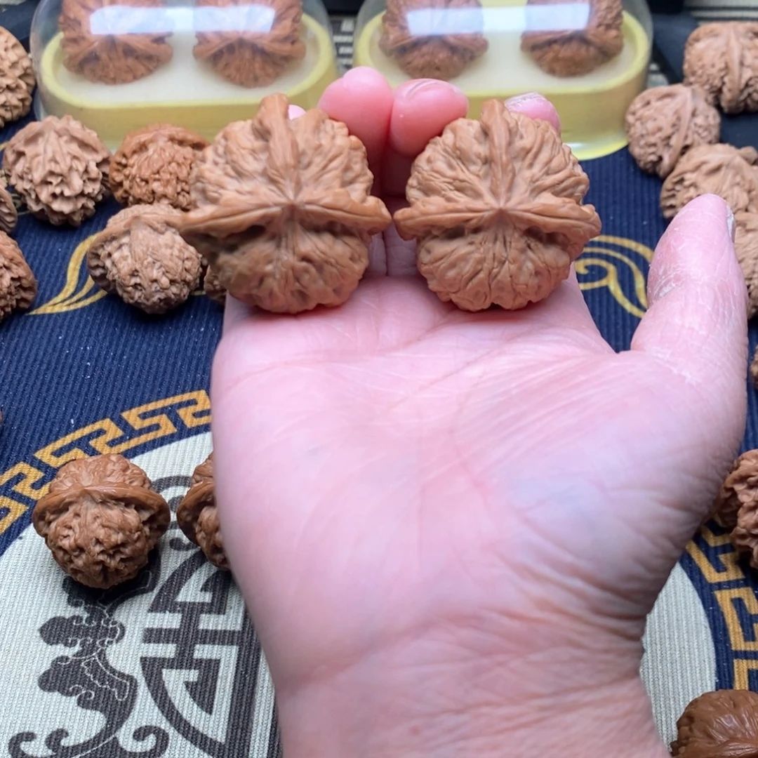 手串/手链橄榄核雪狮，人丁兴旺39