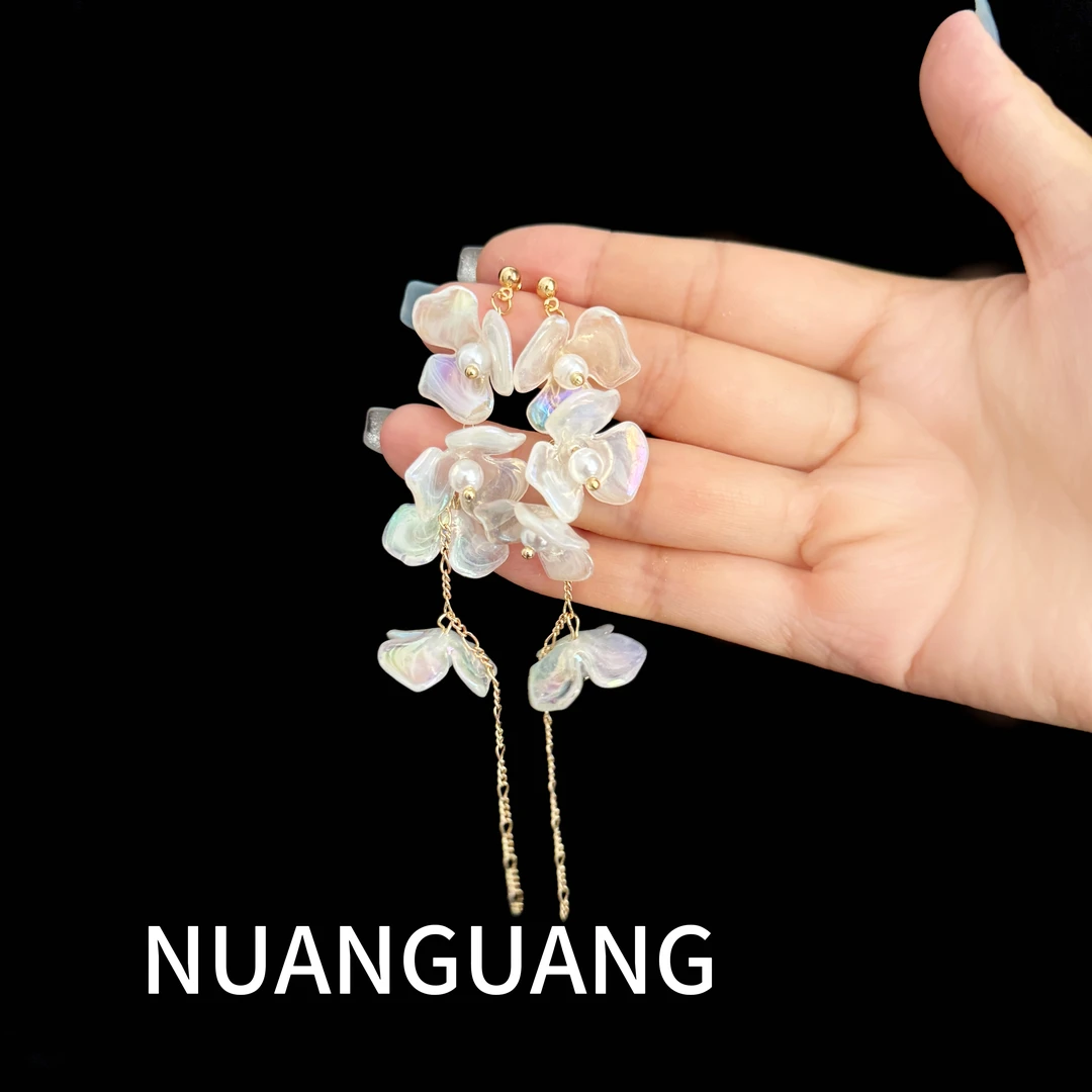 合金耳饰 自然女优雅森系植物花卉芭蕾风原创设计白色耳坠百搭