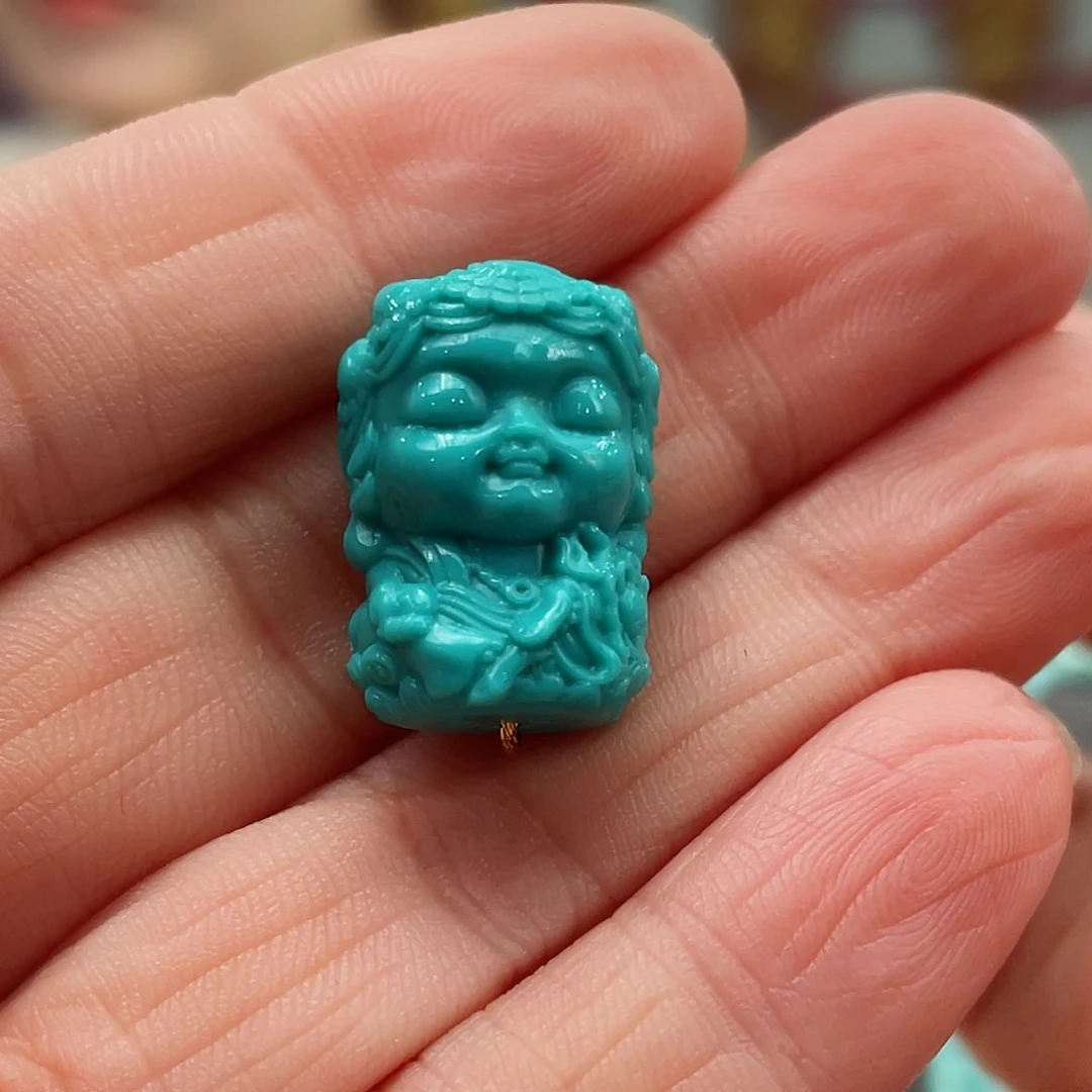 绿松石颈饰未镶嵌