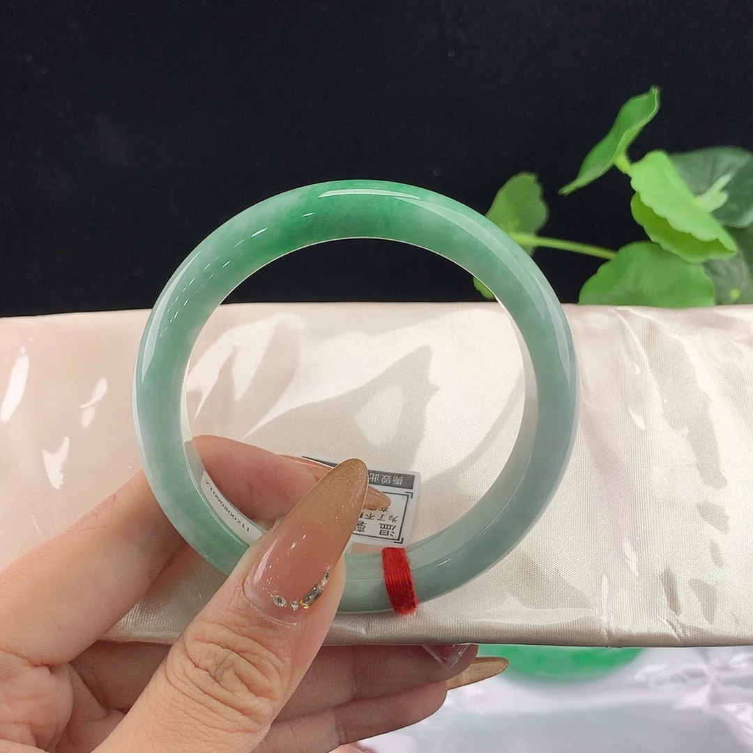 翡翠未镶嵌手镯正59