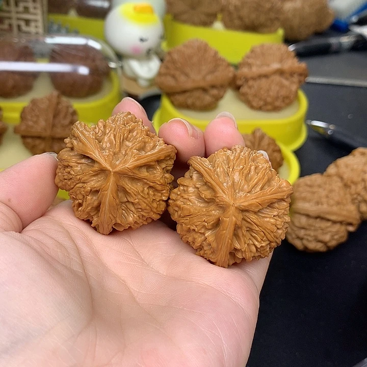 吊坠文玩核桃w*40三棱