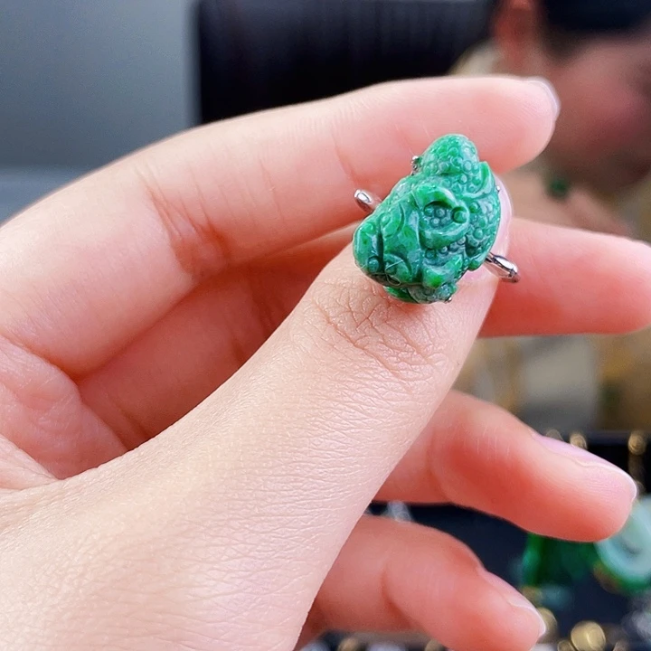翡翠戒指银S925镶嵌饰品