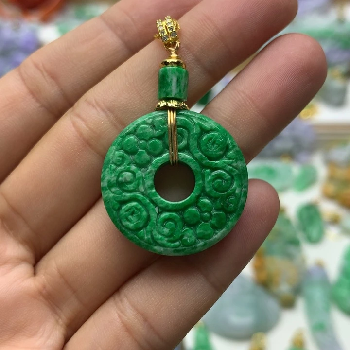 颈饰未镶嵌翡翠翡翠