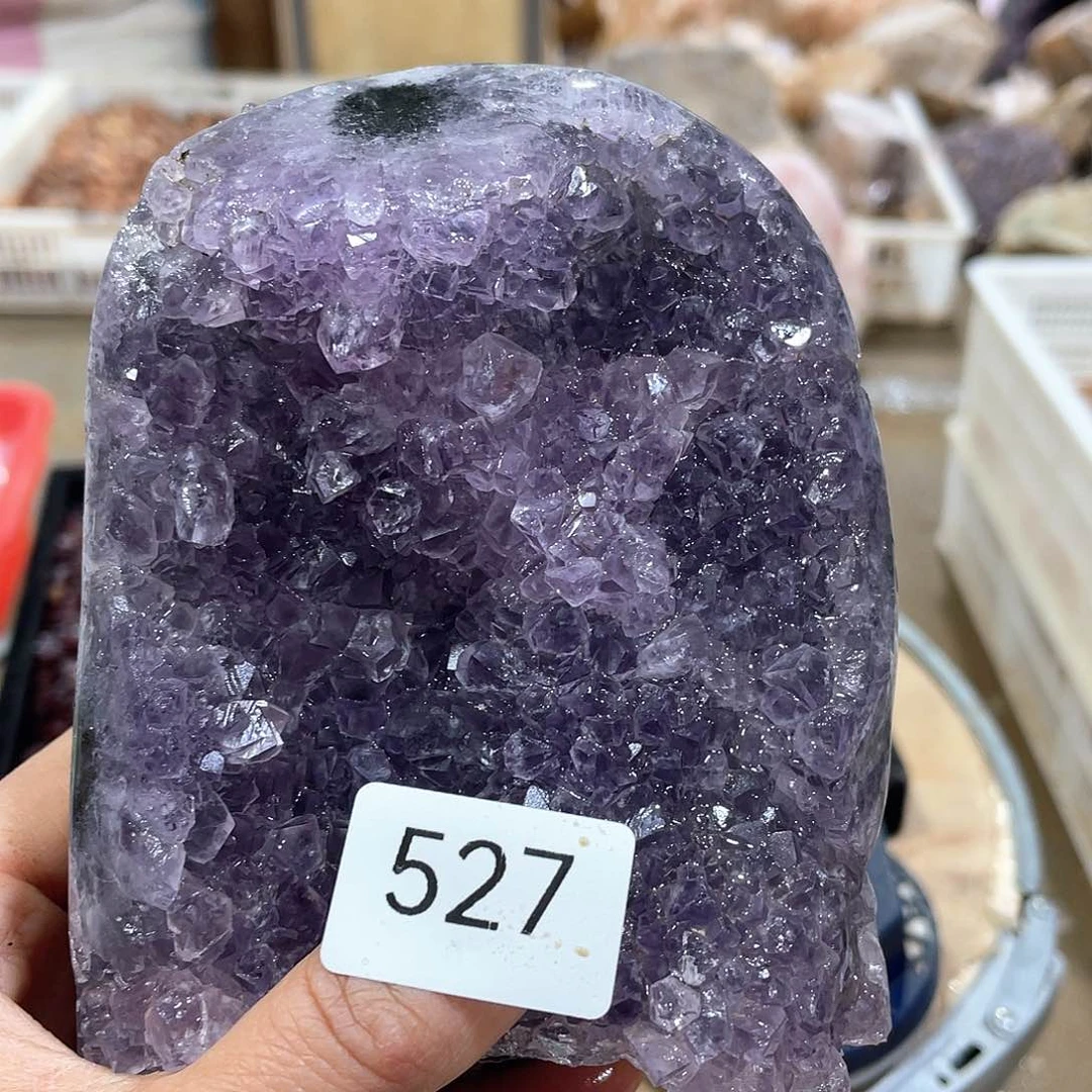 水晶摆件……未镶嵌