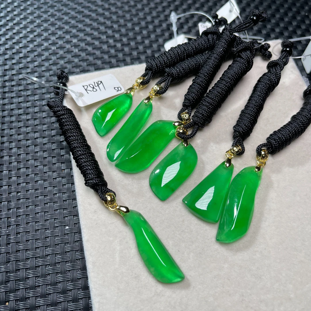 R849吊坠百搭男女款多样性发货其一