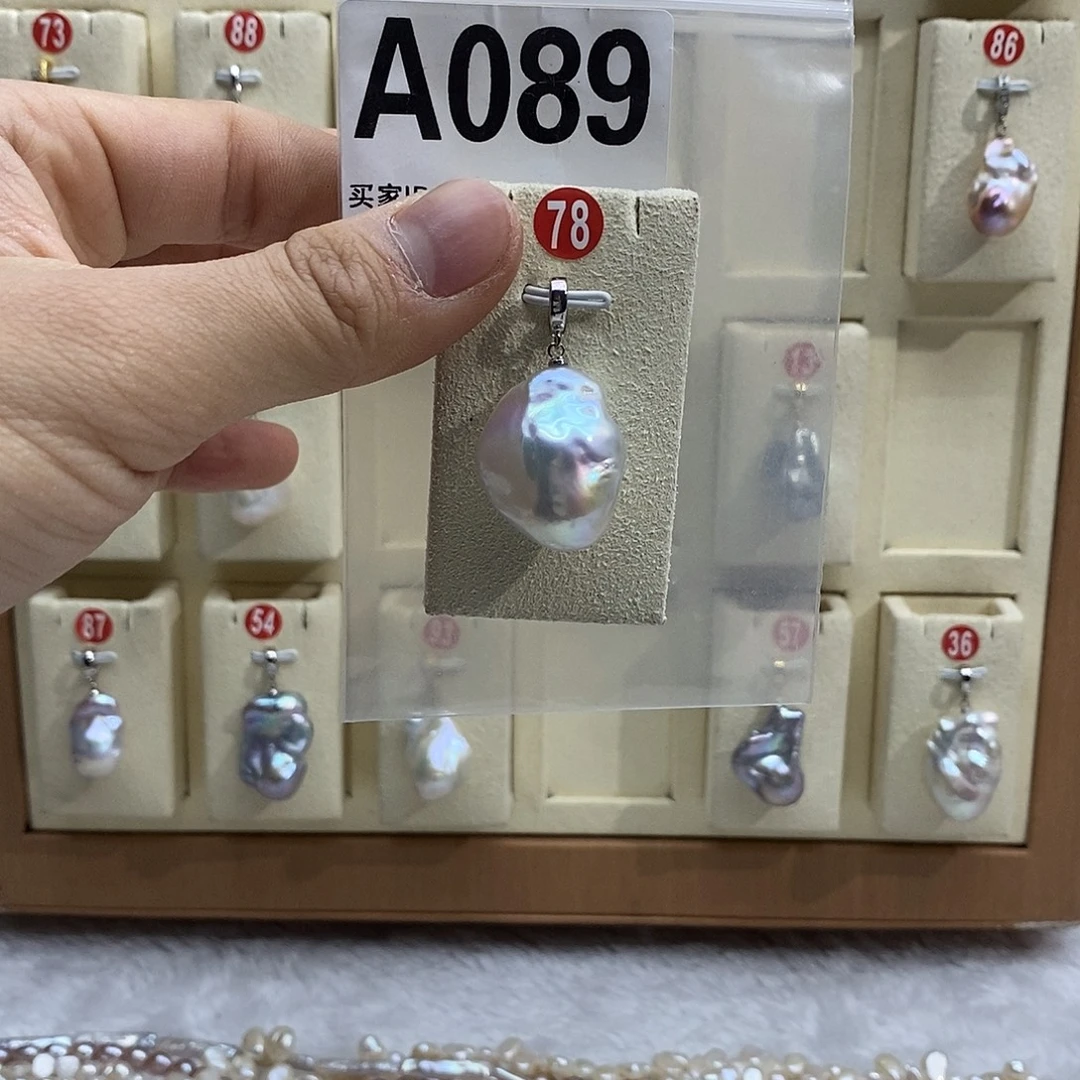 银S925镶嵌颈饰淡水珍珠