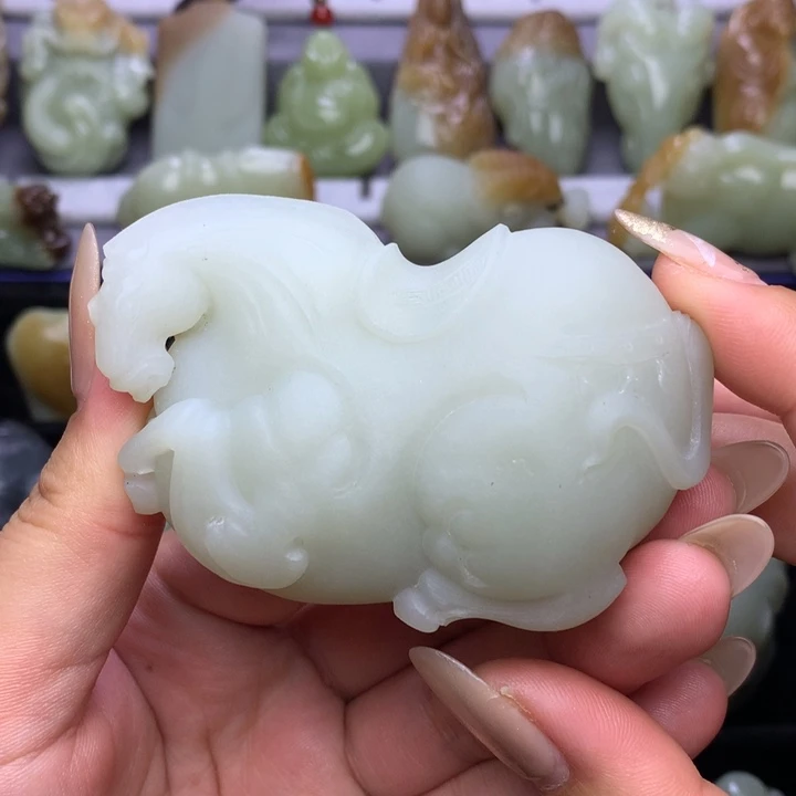 未镶嵌和田玉把件