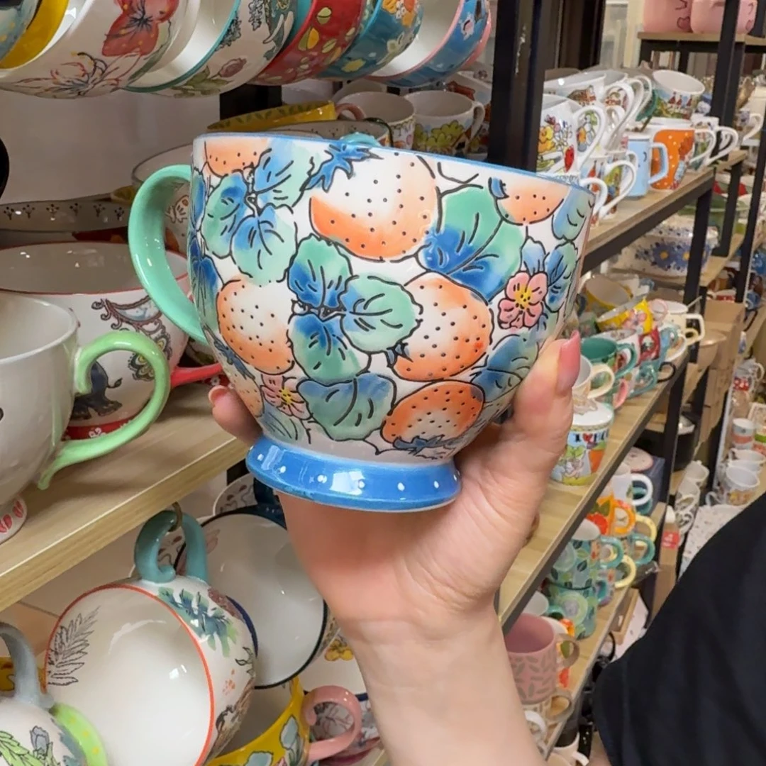 陶瓷外贸大牌草莓浮雕早餐杯1只