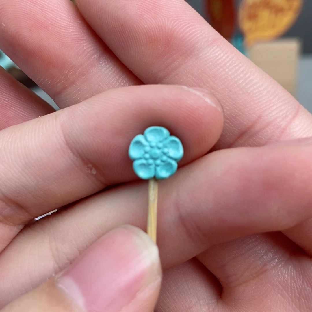 绿松石雕刻未镶嵌