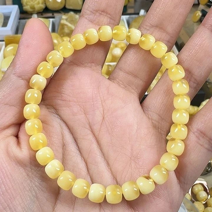蜜蜡珠宝奇石未镶嵌
