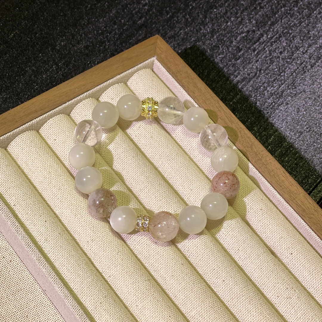 纯天然奶白晶，月光石，黑金超七设计款手链