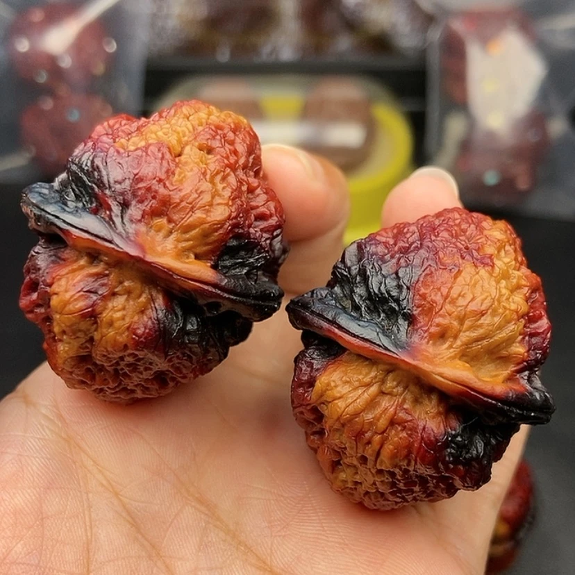【闪购商品】把件文玩核桃42尺鱼子纹金蟾