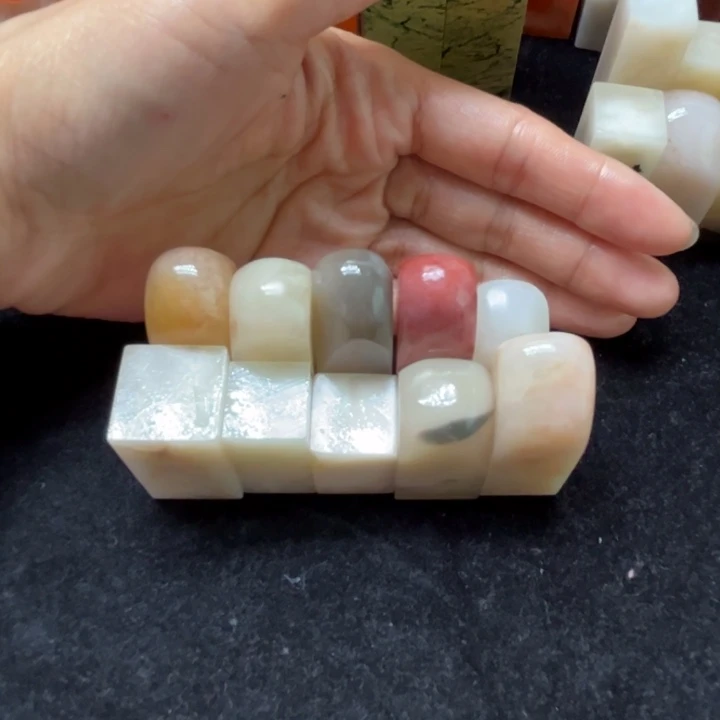 老挝石曹*璐。。。。。。。。。。