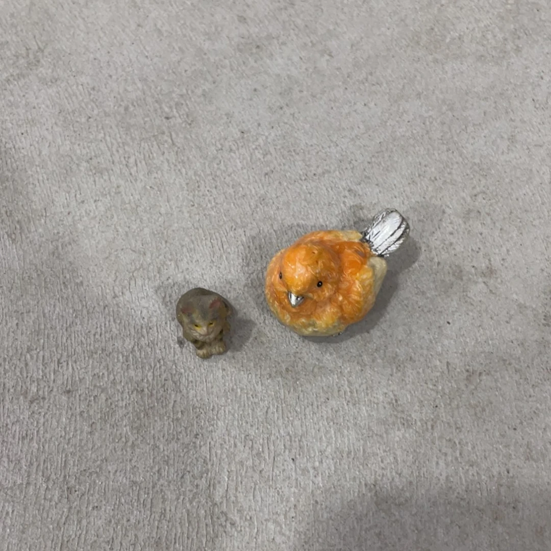 瓷片微瑕，不退不换，看好再拍