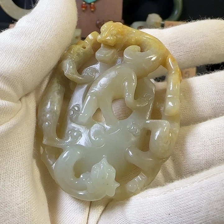 琢***郎和田玉未镶嵌挂件