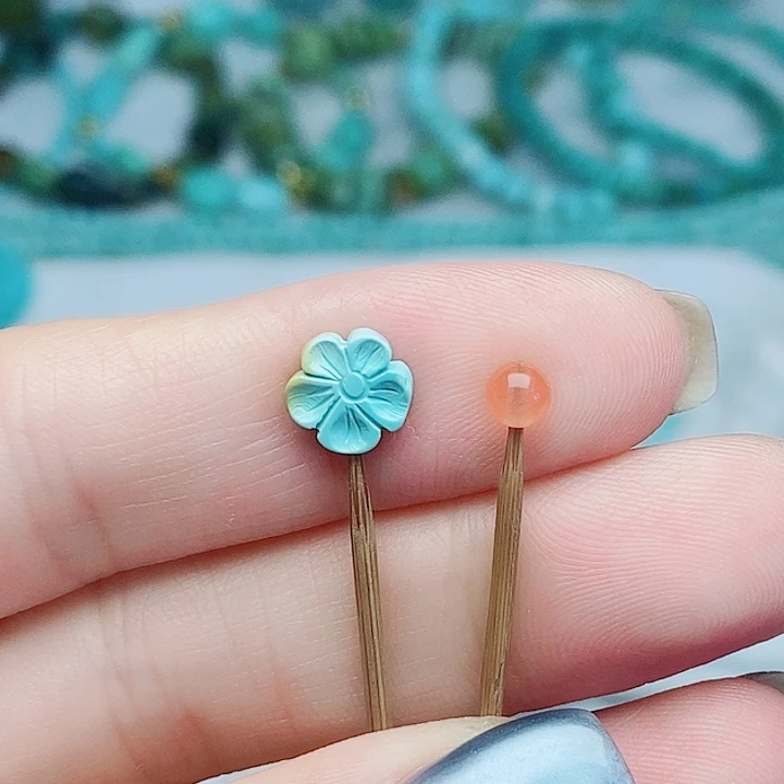 南红玛瑙未镶嵌珠宝奇石