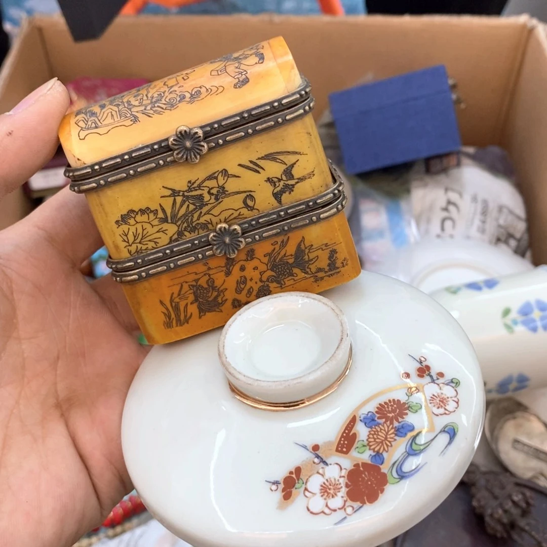 瓷片哈哈哈好吧哈哈哈哈