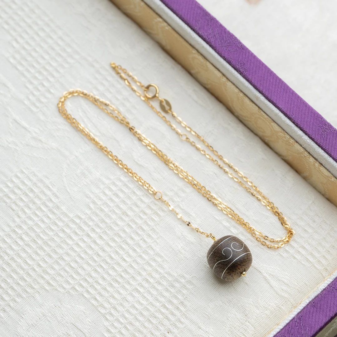 木欣欣沉水文莱沉香12*12mm+老型珠错银云纹锁骨链项链气质女款