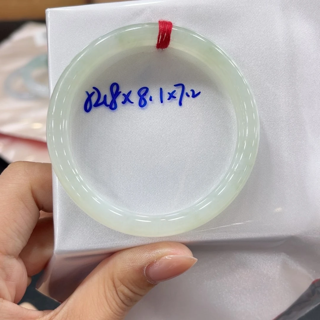未镶嵌手镯翡翠翡翠