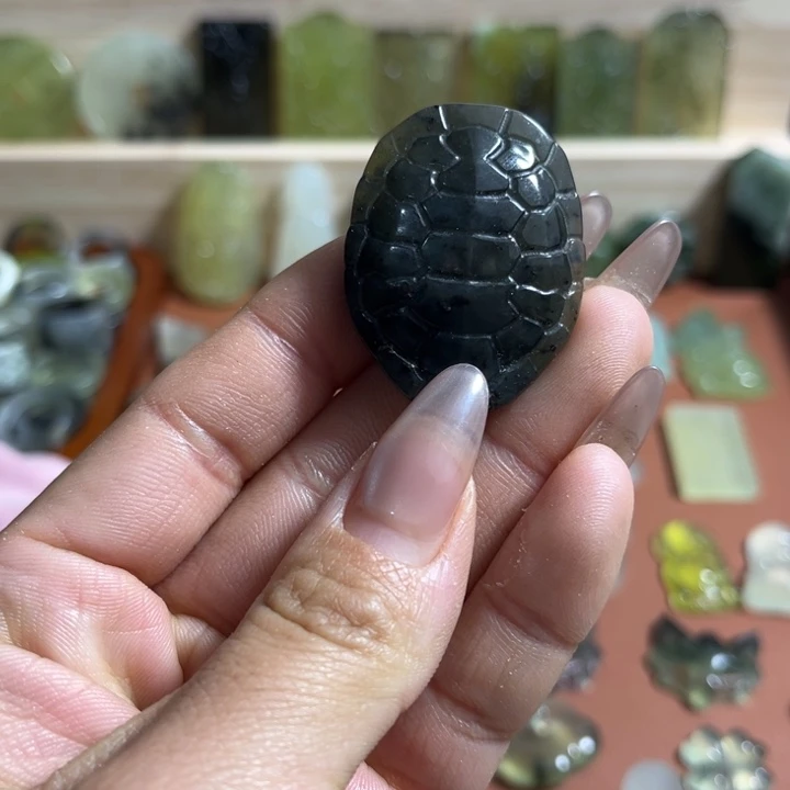 蛇纹石玉合金颈饰