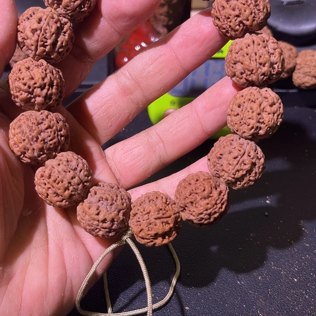 对***.金刚菩提吊坠22锋王