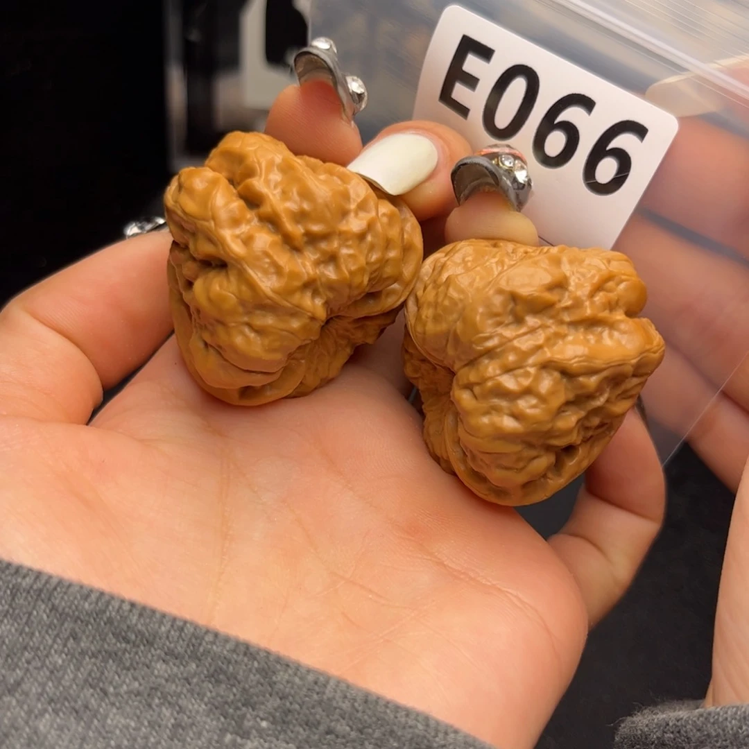 文玩核桃吊坠蛤蟆40