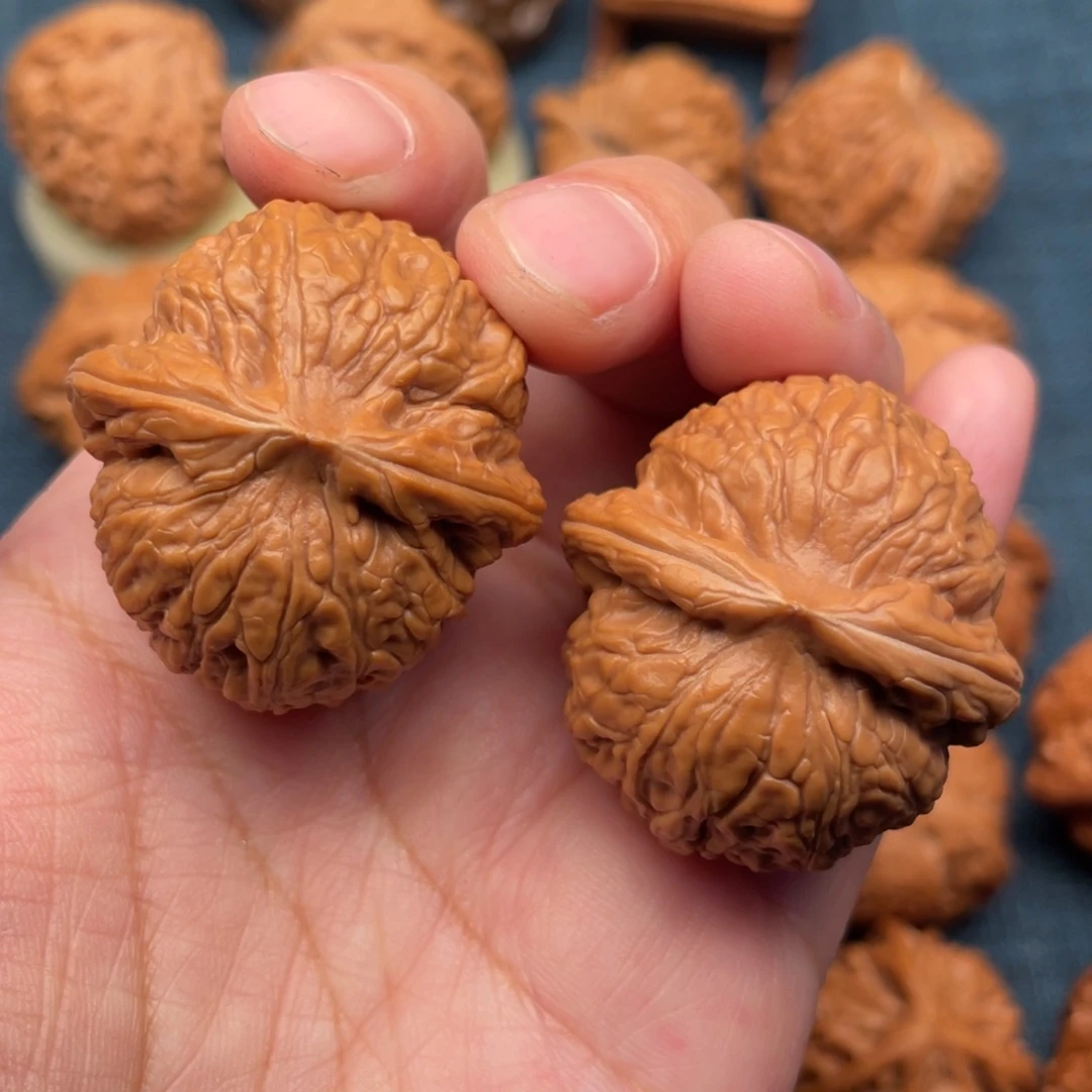 文玩核桃把件36毕业粗棱乾隆磨全品