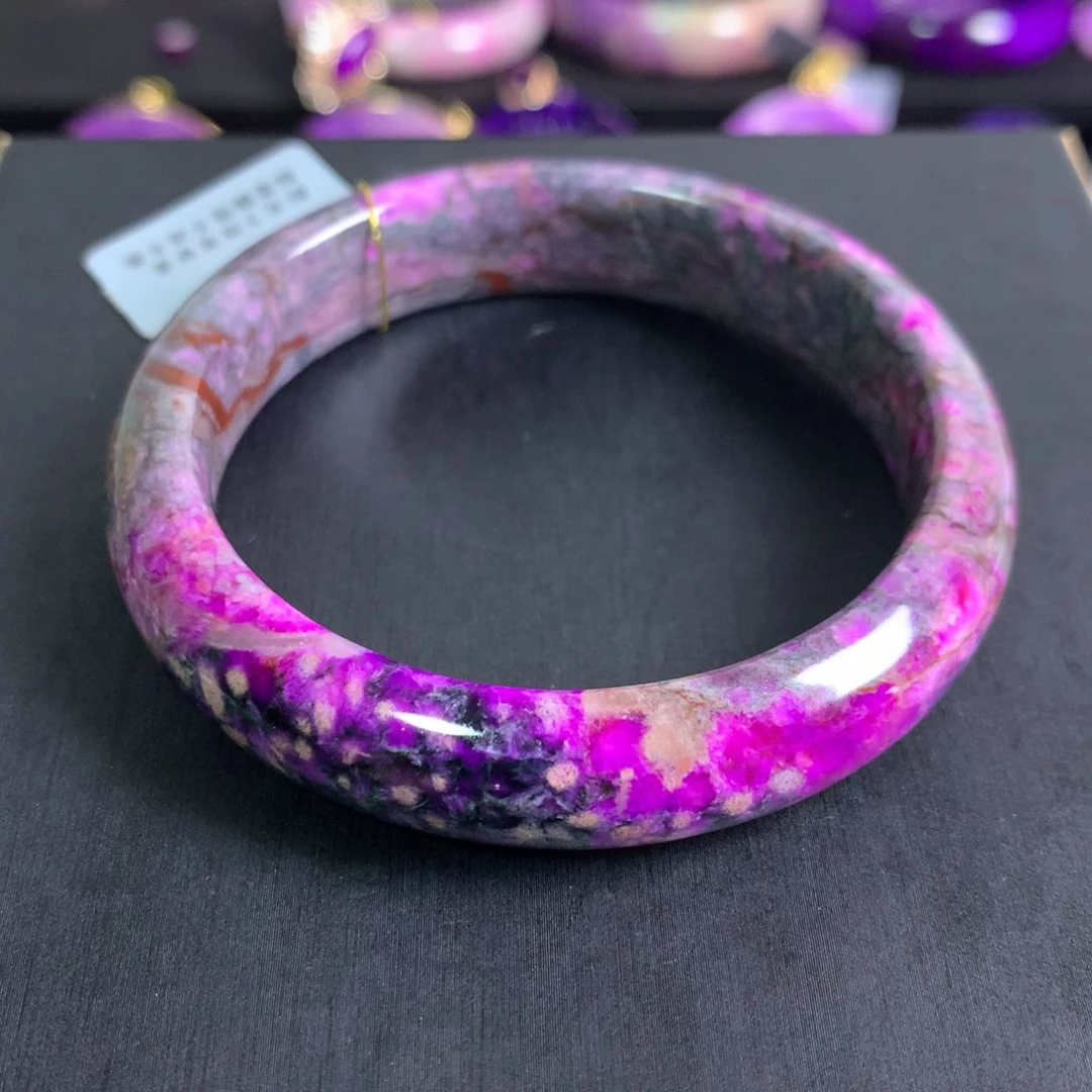 未镶嵌苏纪石（舒俱来）桃红樱花手镯57+