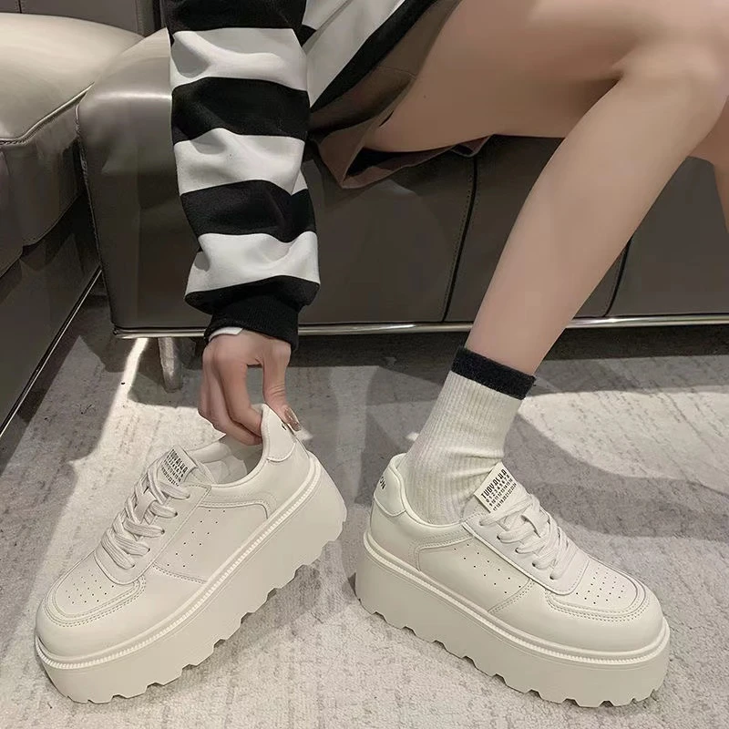 A8801极简轻奢小白鞋休闲舒适好穿板鞋