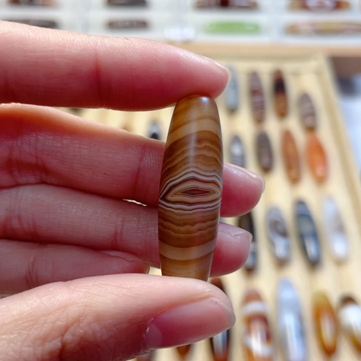 玛瑙/玉髓颈饰合金滕****）