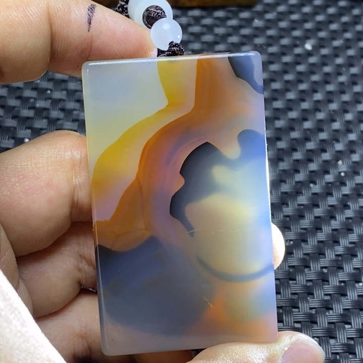 玛瑙/玉髓颈饰未镶嵌浩**空