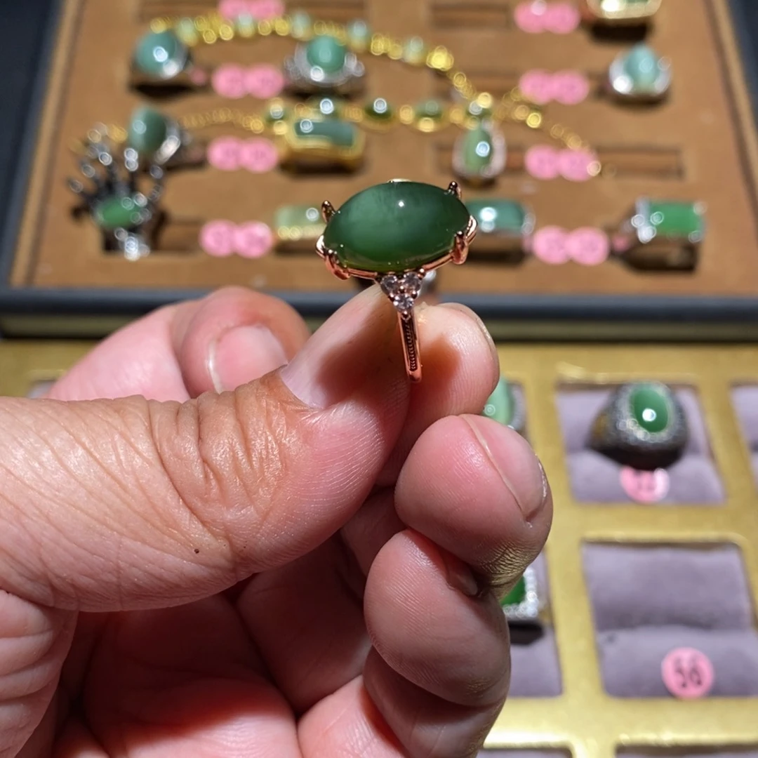 和田玉（碧玉）戒指未镶嵌