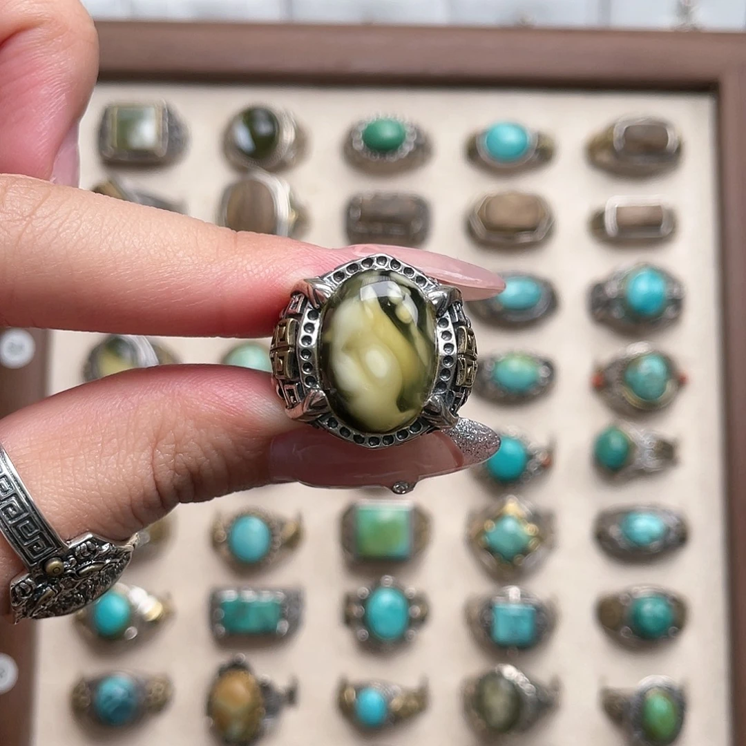 哆****蜜蜡银S925镶嵌戒指