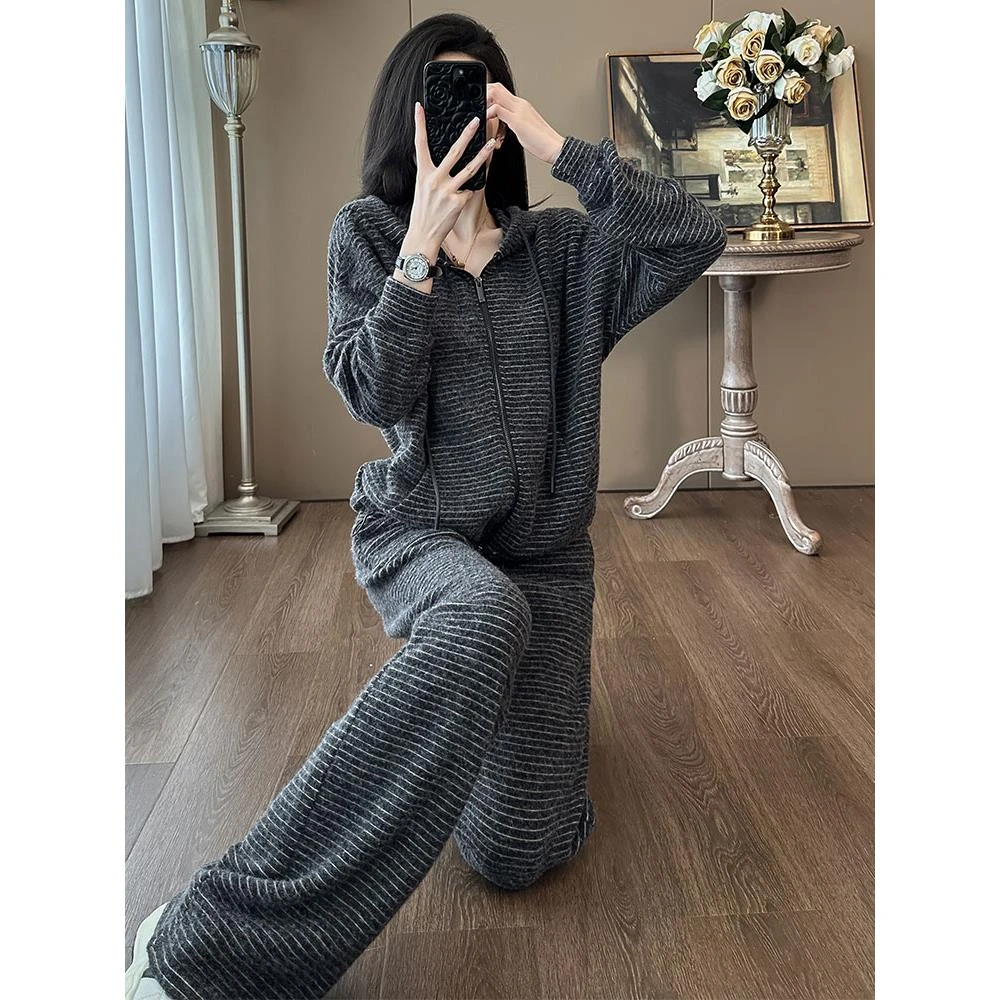 时尚休闲运动套装女春秋季2025新款长袖条纹卫衣外套阔腿裤两件套