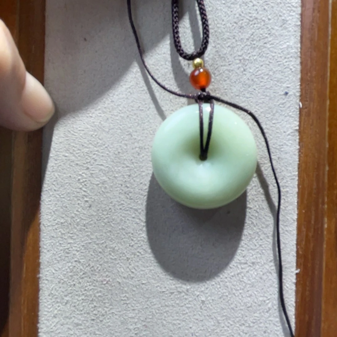 蓝田玉（蛇纹石化大理石玉）颈饰未镶嵌林***果