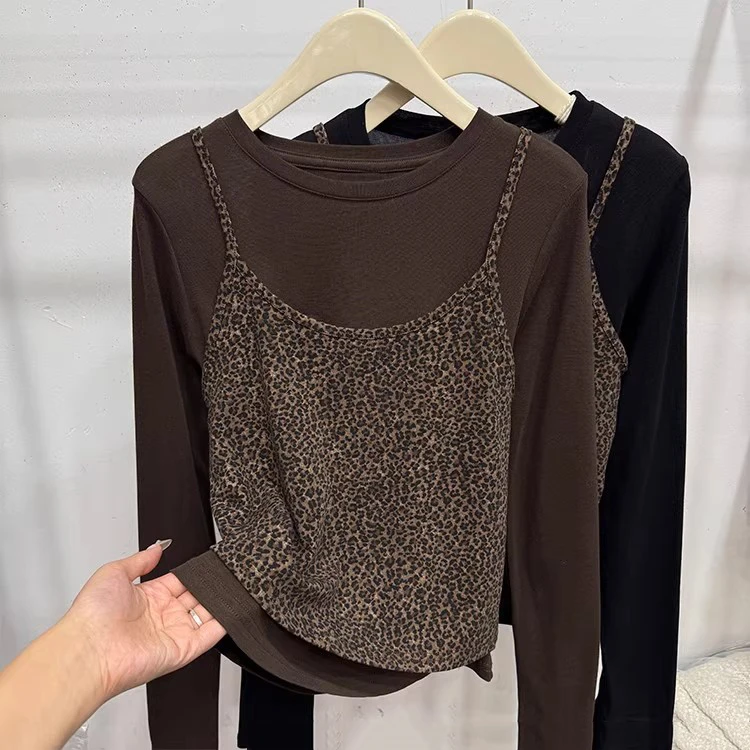2025秋季新款韩版时尚圆领纯色宽松长袖T恤+豹纹吊带两件套女上衣