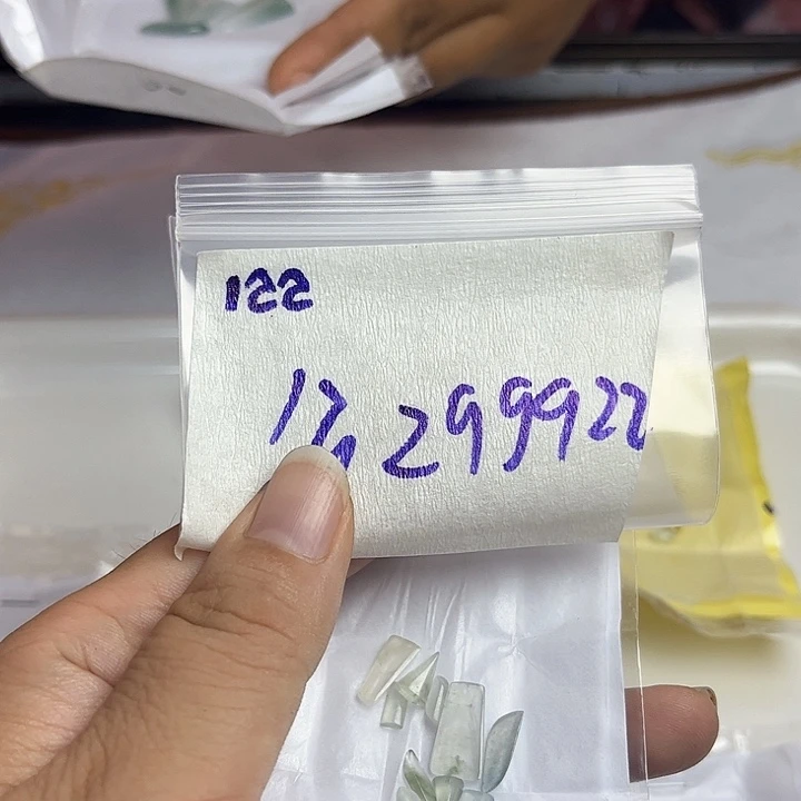 未镶嵌定制翡翠不退