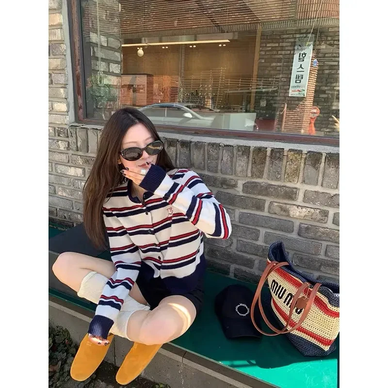 秋款韩版可爱修狗打底衫长袖条纹针织衫圆领miu系开衫女显瘦百搭