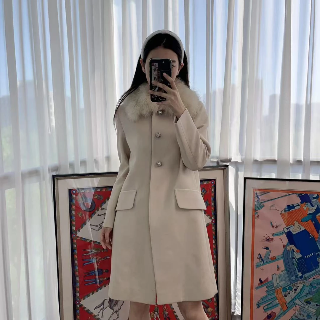 95新 MIU MIU/缪缪 麦殿/大衣40码米色/250528LDRWL05