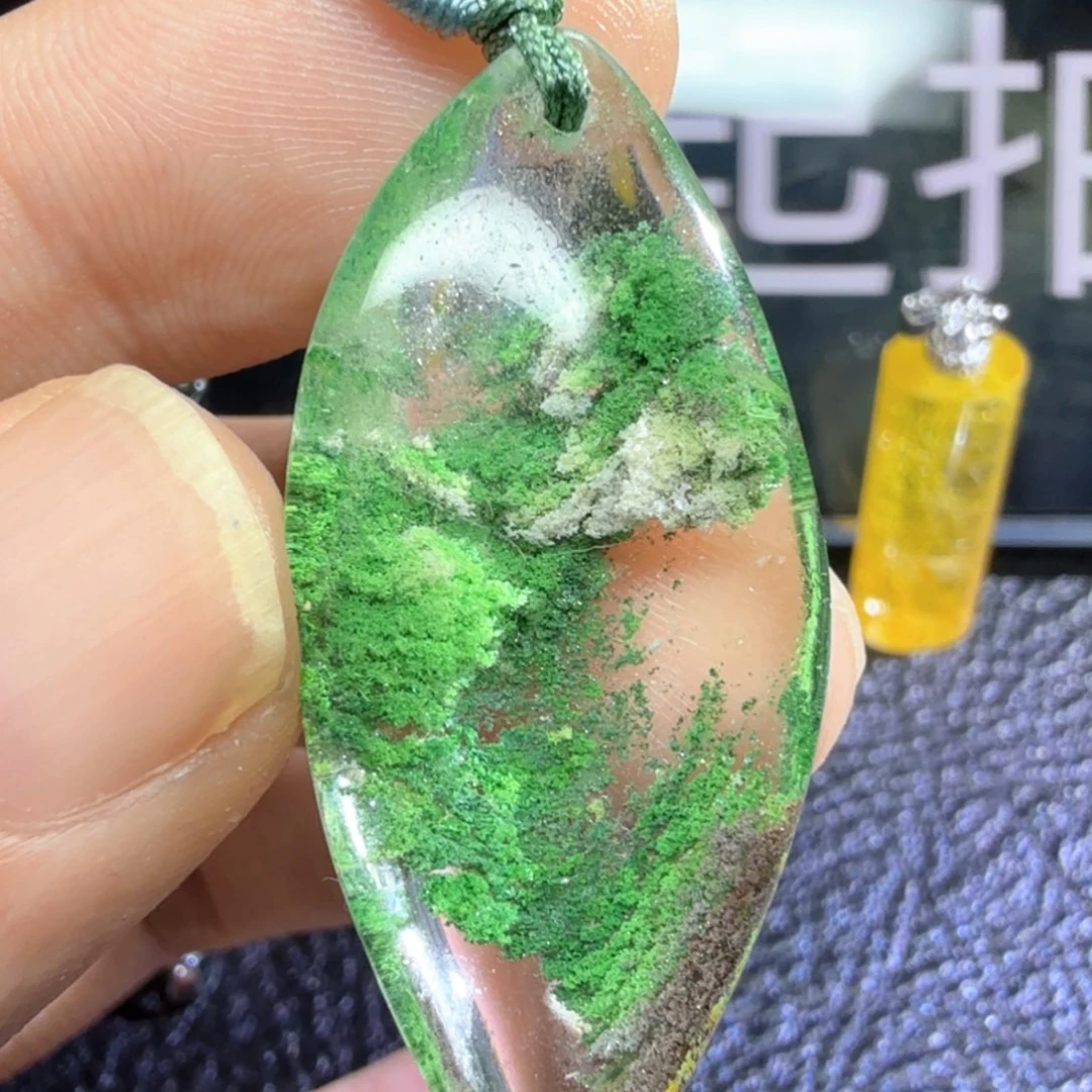 劫***贫吊坠(赠链)未镶嵌发晶