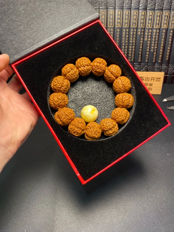 严选爆肉安娜蜜王：12号